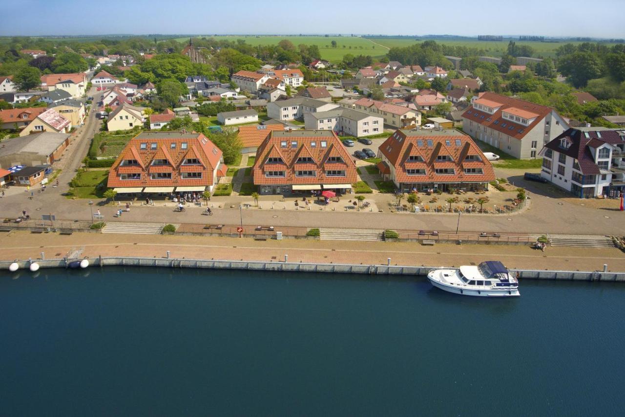 Hafennahe Ferienwohnung Mit Balkon Und Meerblick - Hafenhaeuser Wiek Wohnung 14 Wiek auf Rügen 外观 照片